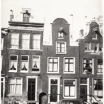 Bloemgracht 32 in het midden. Foto: Stadsarchief Amsterdam.