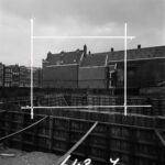 Uiterst rechts de zijgevel van Occo's hofje met aan de overzijde Nieuwe Keizersgracht 35-39. C.P. Schaap (1963) - Bron: Stadsarchief Amsterdam
