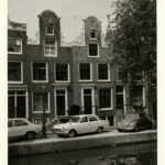 Bloemgracht 32-34, de halsgeveltweeling in ere hersteld, na de restauratie van 1971. Foto: Stadsarchief Amsterdam.