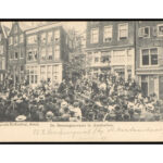De destijds feestelijke huldiging van de Boerengeneraals Botha, De Wet en De la Rey op 11-09-1902 met links nummer 89. Foto: Diefenthal, Louis.