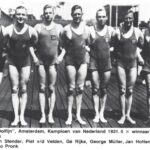 05 1931 De Dolfijn Nederlands kampioen waterpolo. Bron: lezenoverzwemmen.nl.