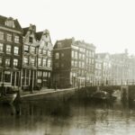 Het 2e huis van de hoek (in ca. 1896-1899) door George Breitner. Bron: Stadsarchief Amsterdam