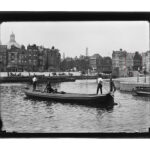 200 Jaar later vanaf vrijwel hetzelfde punt. Links de Lutherse Kerk. Olie, Jacob in 1893. Foto: Stadsarchief Amsterdam.