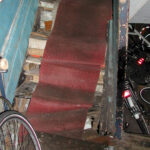 Voor restauratie zat er een fietsenmaker in het pand.