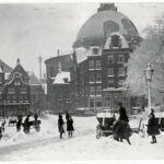 Stromarkt met links nummer 5 circa 1915. Foto: Eilers, Bernard F., Stadsarchief Amsterdam.