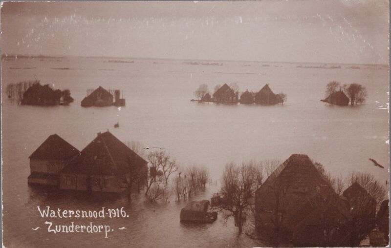 Watersnood 1916 in Zunderdorp. Bron: Zuiderzeecollectie