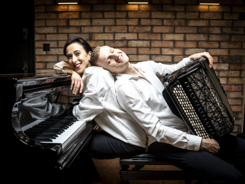  - Copyright PAWEL LISZKOWSKI