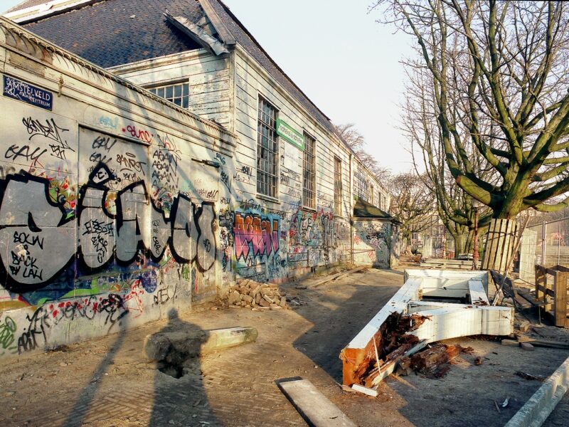 Amstelkerk 1989 Met Graffiti