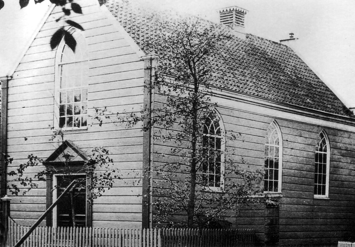 Historische foto van het 'kerkje van Evers'